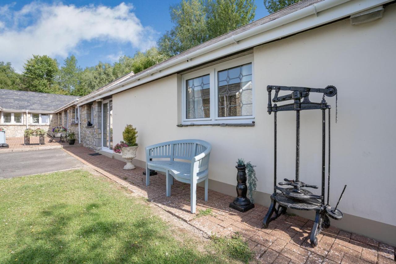 Ash Cottage Ллантуит Мейджор Экстерьер фото
